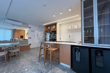 Apartamento &agrave; venda - 109m&sup2; - Centro