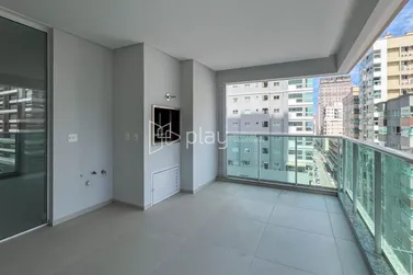 Apartamento &agrave; venda - 190m&sup2; - Meia Praia