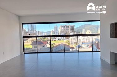 Apartamento para alugar - 153m&sup2; - Balne&aacute;rio Perequ&ecirc;