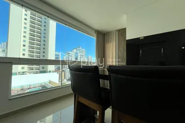 Apartamento &agrave; venda - 150m&sup2; - Meia Praia