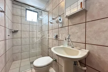 Apartamento &agrave; venda - 120m&sup2; - Meia Praia