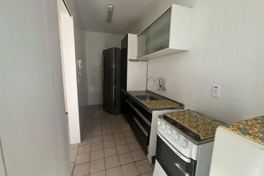 Apartamento para alugar - 55m&sup2; - Centro