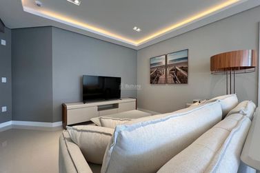 Apartamento &agrave; venda - 138m&sup2; - Centro