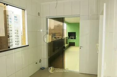 Apartamento &agrave; venda - 193m&sup2; - Meia Praia