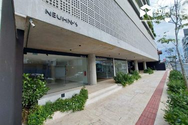 Sal&atilde;o Comercial para alugar - 65m&sup2; - Centro