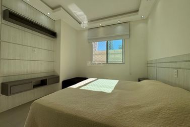 Apartamento &agrave; venda - 180m&sup2; - Meia Praia
