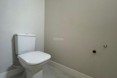 Apartamento &agrave; venda - 125m&sup2; - Meia Praia
