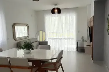 Apartamento &agrave; venda - 98m&sup2; - Centro
