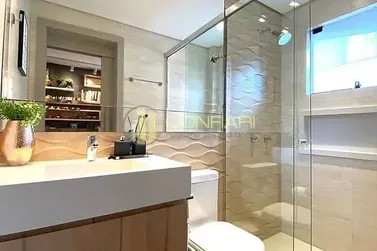 Apartamento &agrave; venda - 500m&sup2; - Meia Praia