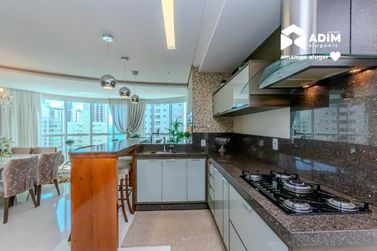Apartamento para alugar - 128m&sup2; - Centro