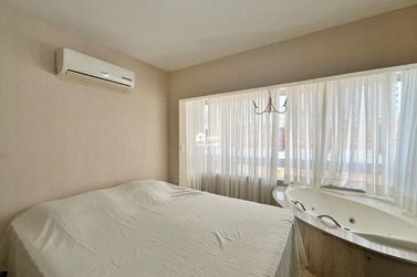 Apartamento para alugar - 162m&sup2; - Centro
