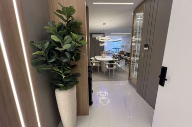 Apartamento &agrave; venda - 206m&sup2; - Meia Praia