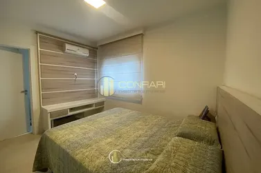Apartamento &agrave; venda - 234m&sup2; - Meia Praia