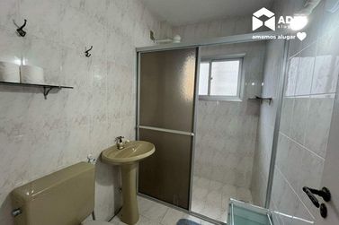 Casa para alugar - 323m&sup2; - Barra