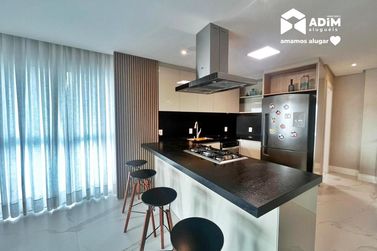 Apartamento para alugar - 120m&sup2; - Centro