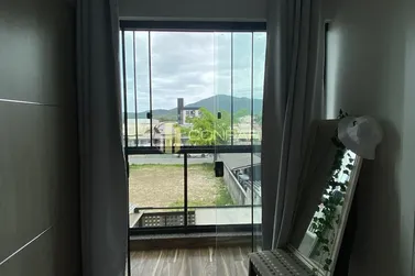 Sobrado &agrave; venda - 106m&sup2; - Pereque
