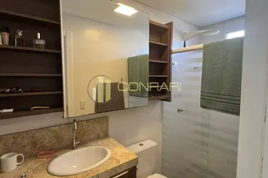 Apartamento para alugar - 80m&sup2; - Meia praia