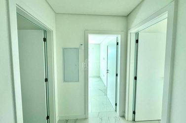 Apartamento &agrave; venda - Meia Praia