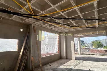 Apartamento &agrave; venda - 145m&sup2; - CENTRO