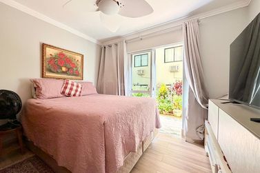 Apartamento &agrave; venda - 176m&sup2; - Meia Praia