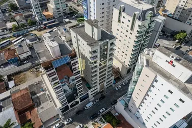 Apartamento &agrave; venda - 118m&sup2; - Meia Praia
