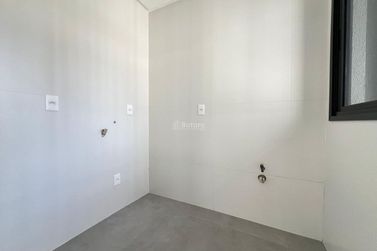 Apartamento &agrave; venda - 123m&sup2; - Meia Praia