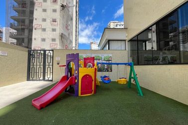 Apartamento &agrave; venda - 137m&sup2; - Meia Praia