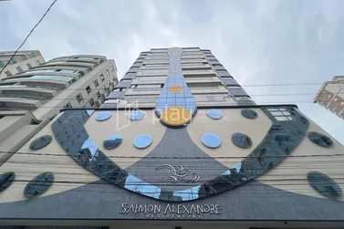 Apartamento &agrave; venda - 145m&sup2; - Meia Praia