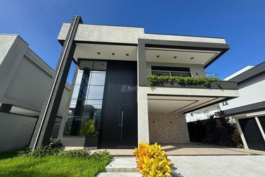 Apartamento &agrave; venda - 305m&sup2; - Santa Regina