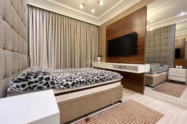 Apartamento &agrave; venda - 168m&sup2; - Meia Praia