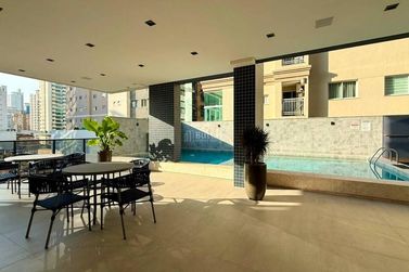 Apartamento &agrave; venda - Meia Praia