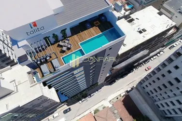 Apartamento &agrave; venda - 126m&sup2; - Meia Praia