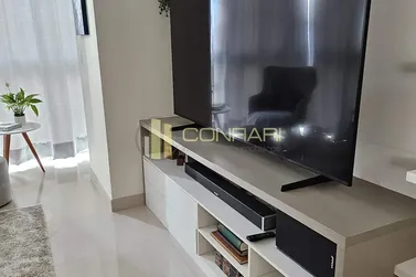 Apartamento &agrave; venda - 78m&sup2; - Meia Praia