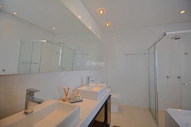 Apartamento &agrave; venda - 208m&sup2; - Meia Praia