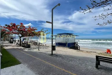 Apartamento para alugar - 94m&sup2; - Meia Praia