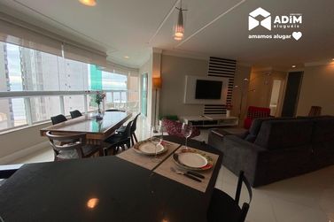 Apartamento para alugar - 132m&sup2; - Centro