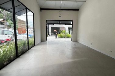Sala Comercial para alugar - 40m&sup2; - Barra