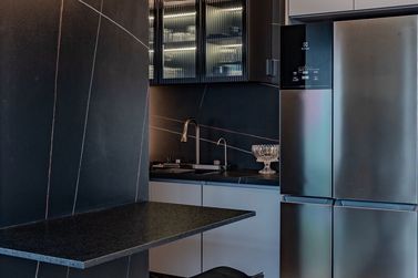 Apartamento &agrave; venda - 134m&sup2; - Meia Praia
