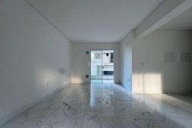 Apartamento &agrave; venda - 70m&sup2; - Morretes