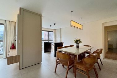 Apartamento &agrave; venda - 122m&sup2; - Centro