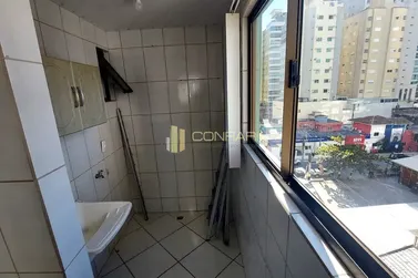 Apartamento para alugar - 163m&sup2; - meia praia