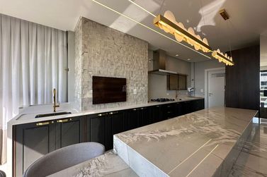 Apartamento &agrave; venda - 187m&sup2; - Meia Praia