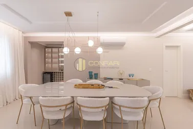 Apartamento &agrave; venda - 274m&sup2; - Meia Praia