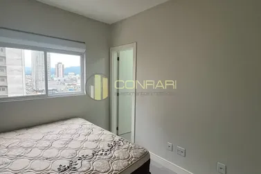 Apartamento para alugar - 180m&sup2; - Meia praia