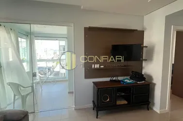 Apartamento para alugar - 80m&sup2; - Meia praia