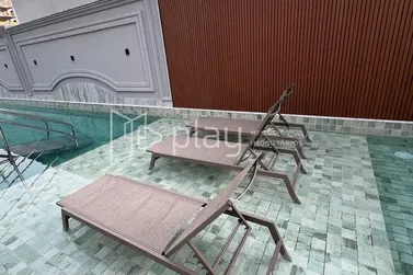 Apartamento &agrave; venda - 110m&sup2; - Meia Praia