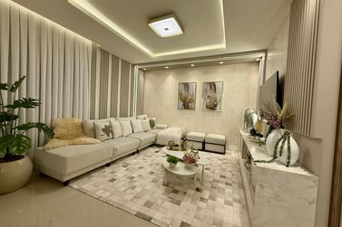Apartamento &agrave; venda - 171m&sup2; - Meia Praia