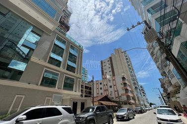 Apartamento &agrave; venda - Meia Praia