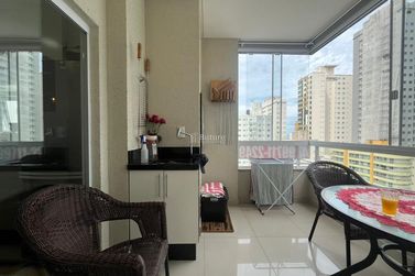 Apartamento &agrave; venda - 118m&sup2; - Meia Praia