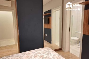 Apartamento para alugar - 132m&sup2; - Meia Praia